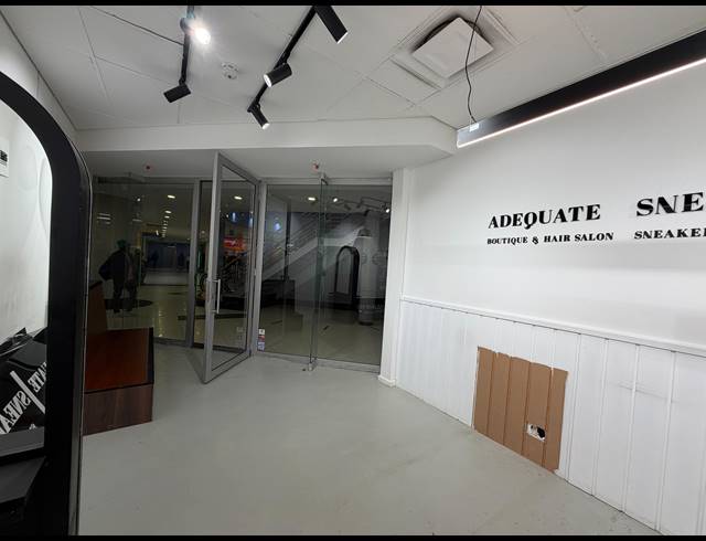 83M² BUILDING TO LET IN CAPE TOWN CITY CENTRE